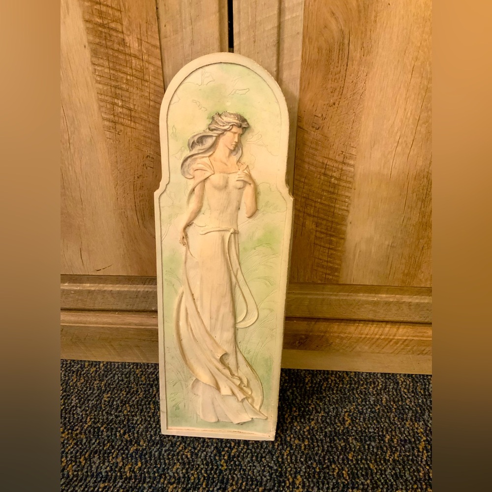 VINTAGE 3D POTTERY WALL SCULPTURE
